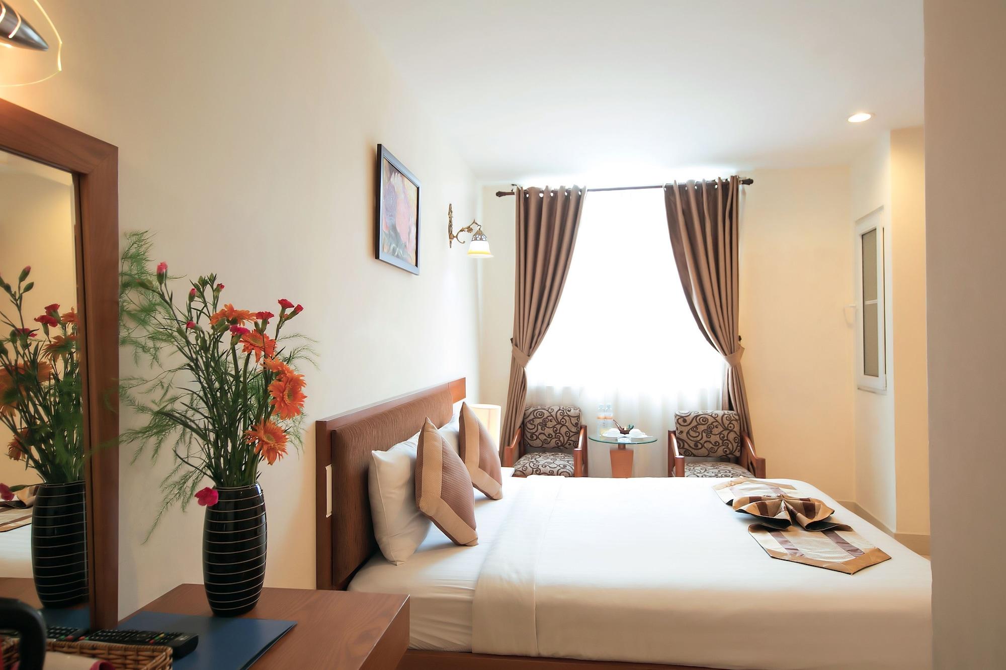 Valentine Hotel Saigon - Bui Vien Street Ho Şi Min Exterior foto