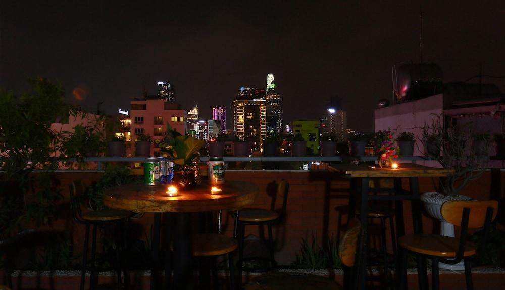 Valentine Hotel Saigon - Bui Vien Street Ho Şi Min Exterior foto