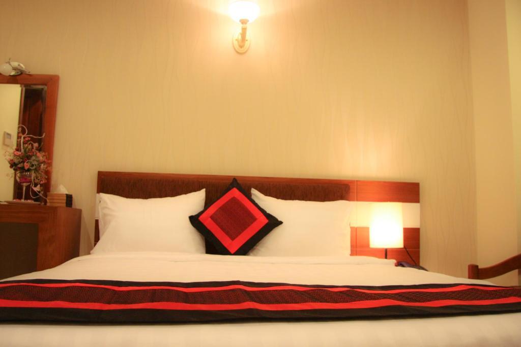 Valentine Hotel Saigon - Bui Vien Street Ho Şi Min Cameră foto
