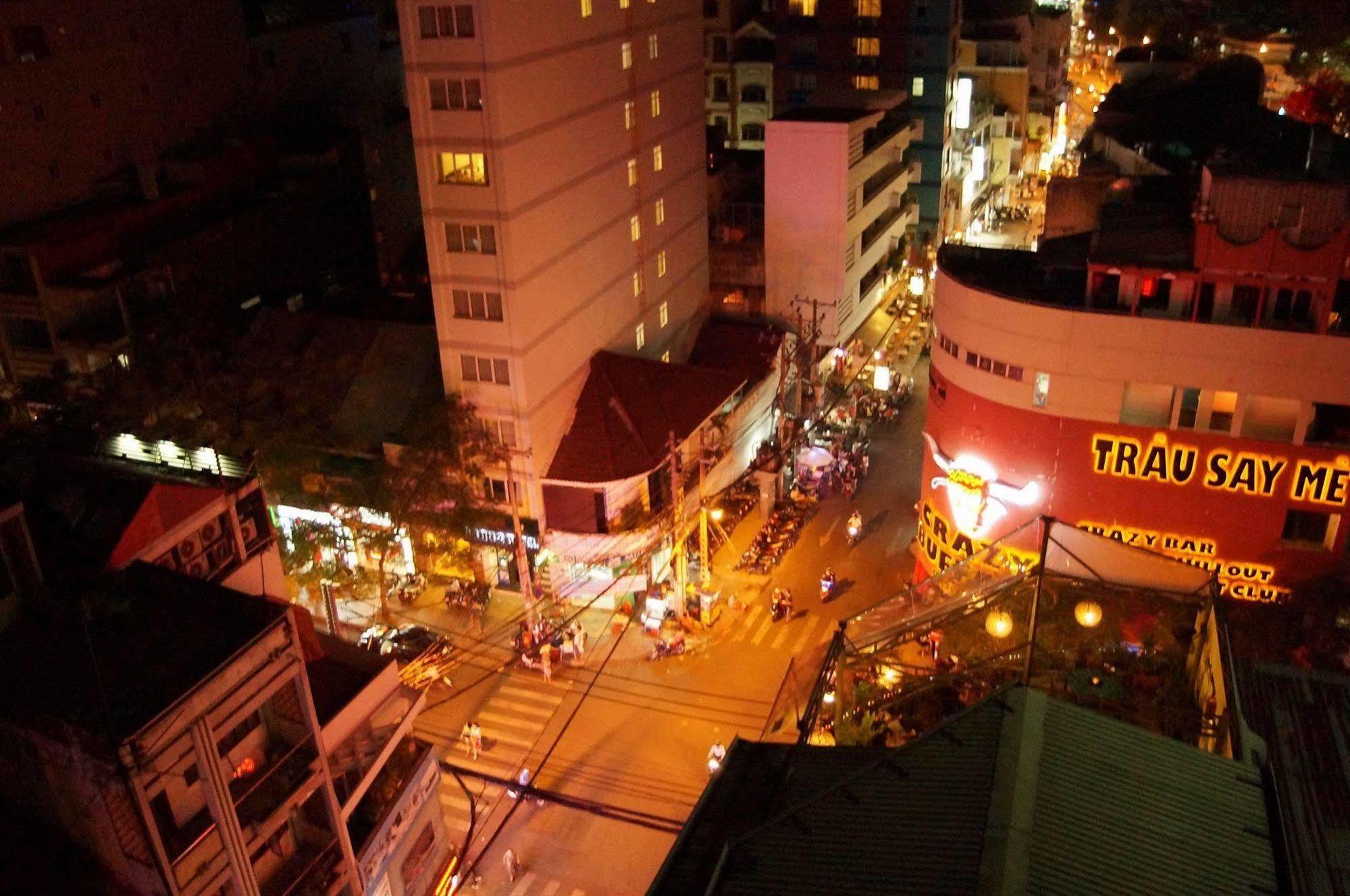Valentine Hotel Saigon - Bui Vien Street Ho Şi Min Exterior foto